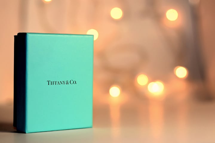 Tiffany & Co reports “difficult” quarter as sales fall