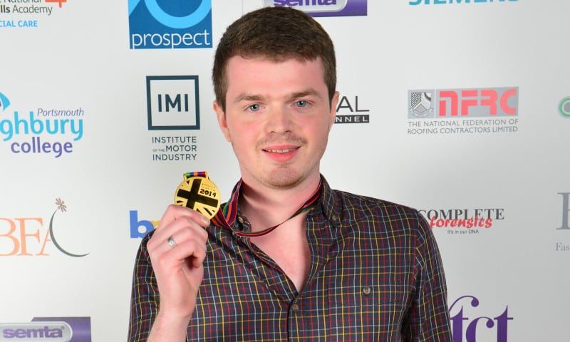 Harriet Kelsall apprentice named UK ‘fine jewellery champion’