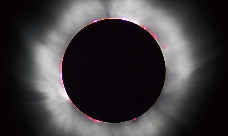 SOLAR ECLIPSE: Jewellery inspired by the moon