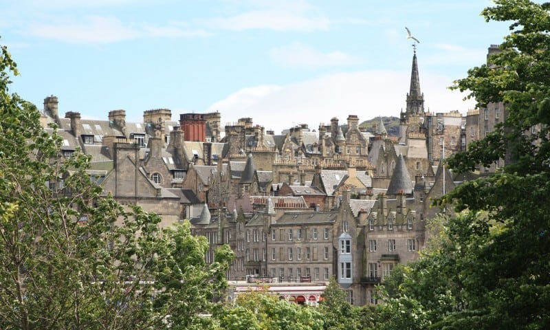 Laura Bond to open Edinburgh pop-up featuring new collection