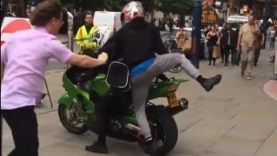Shoppers attempt to apprehend burglars in Manchester raid