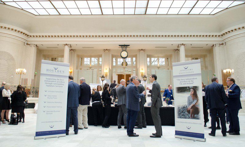 Houlden celebrates 40th anniversary at annual buyers’ event