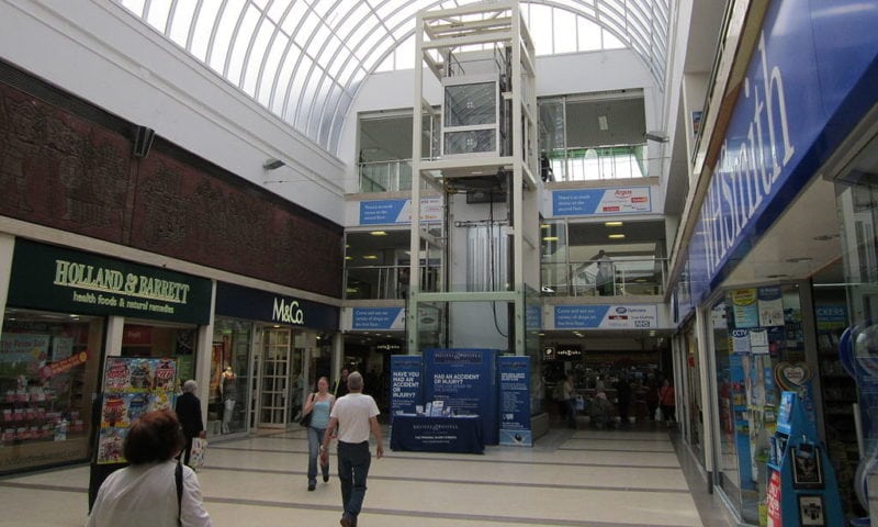Smaller shopping centres worst hit by closures