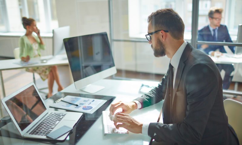 Monitoring employees’ private communications in the workplace