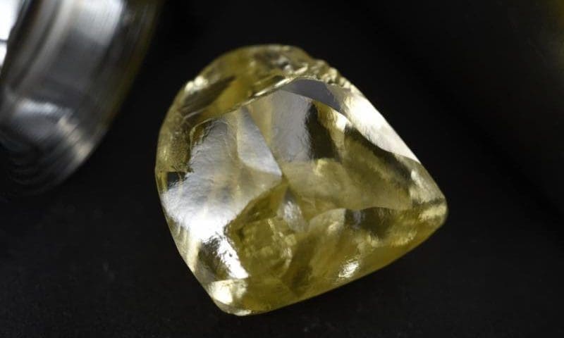 Alrosa extracts largest yellow rough diamond this year