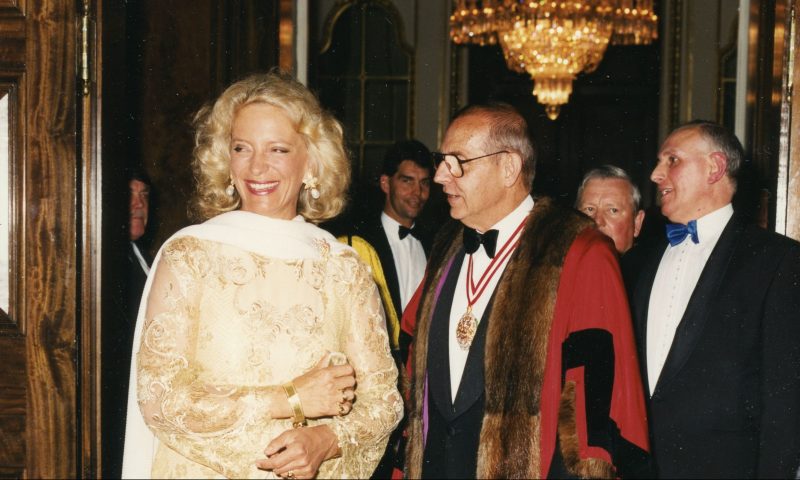 Fellows to auction watches from the Queen’s goldsmith