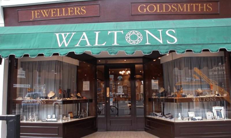 Waltons of Caversham joins the Hallmark Jewellers Group