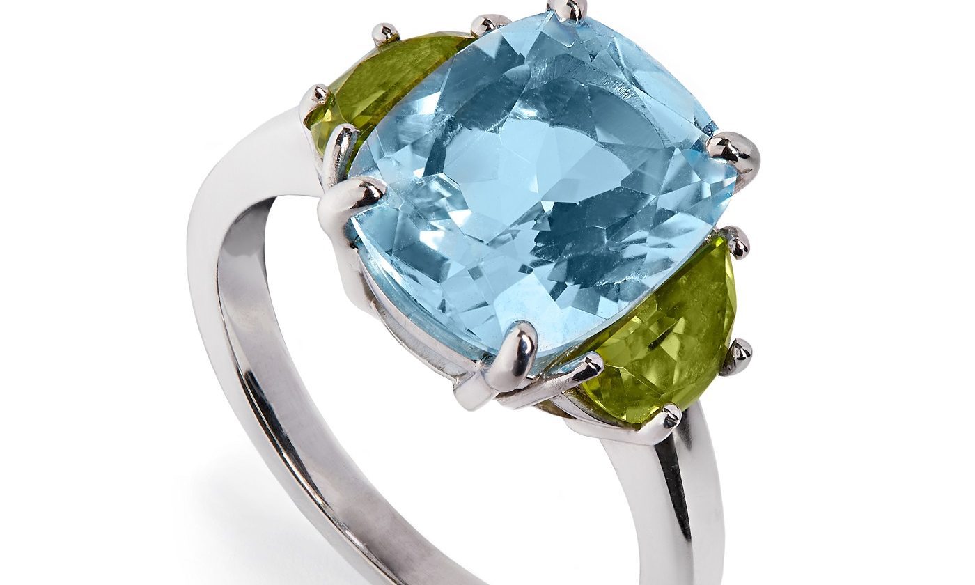 E-commerce Handbook: Louise Sinclair