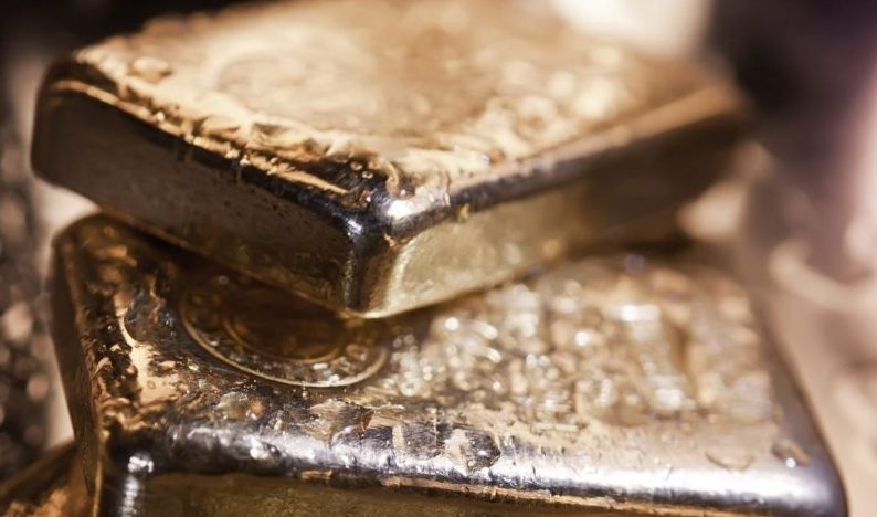 What to do if you see someone breaking hallmarking law