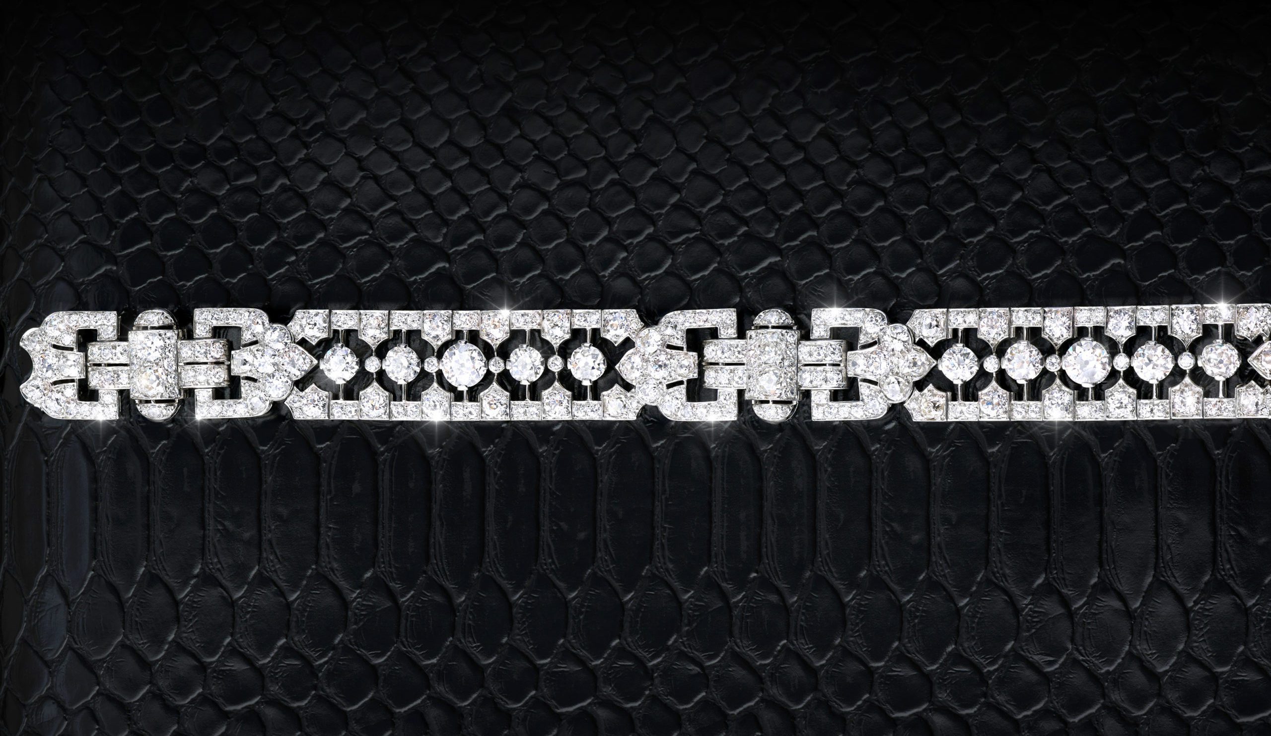 Fellows auctions rare Hennell bracelet