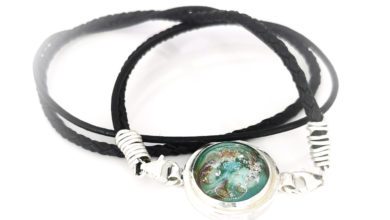 Breastmilk jewellery, the ultimate personalised gift