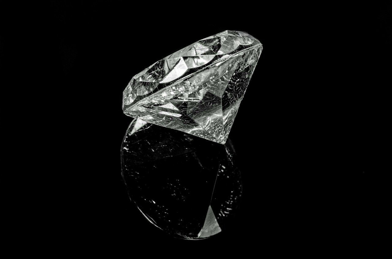 Alrosa sees Q3 profits reach £319m