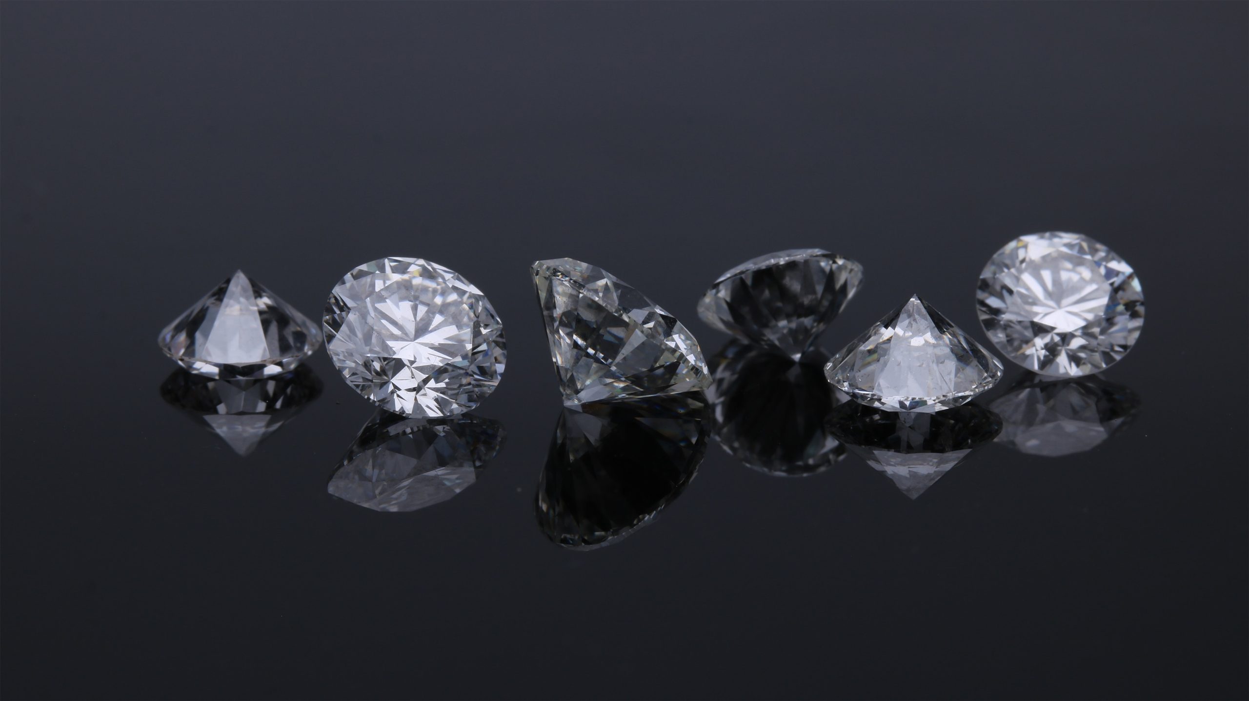 De Beers rough diamond sales drop to £249.35m