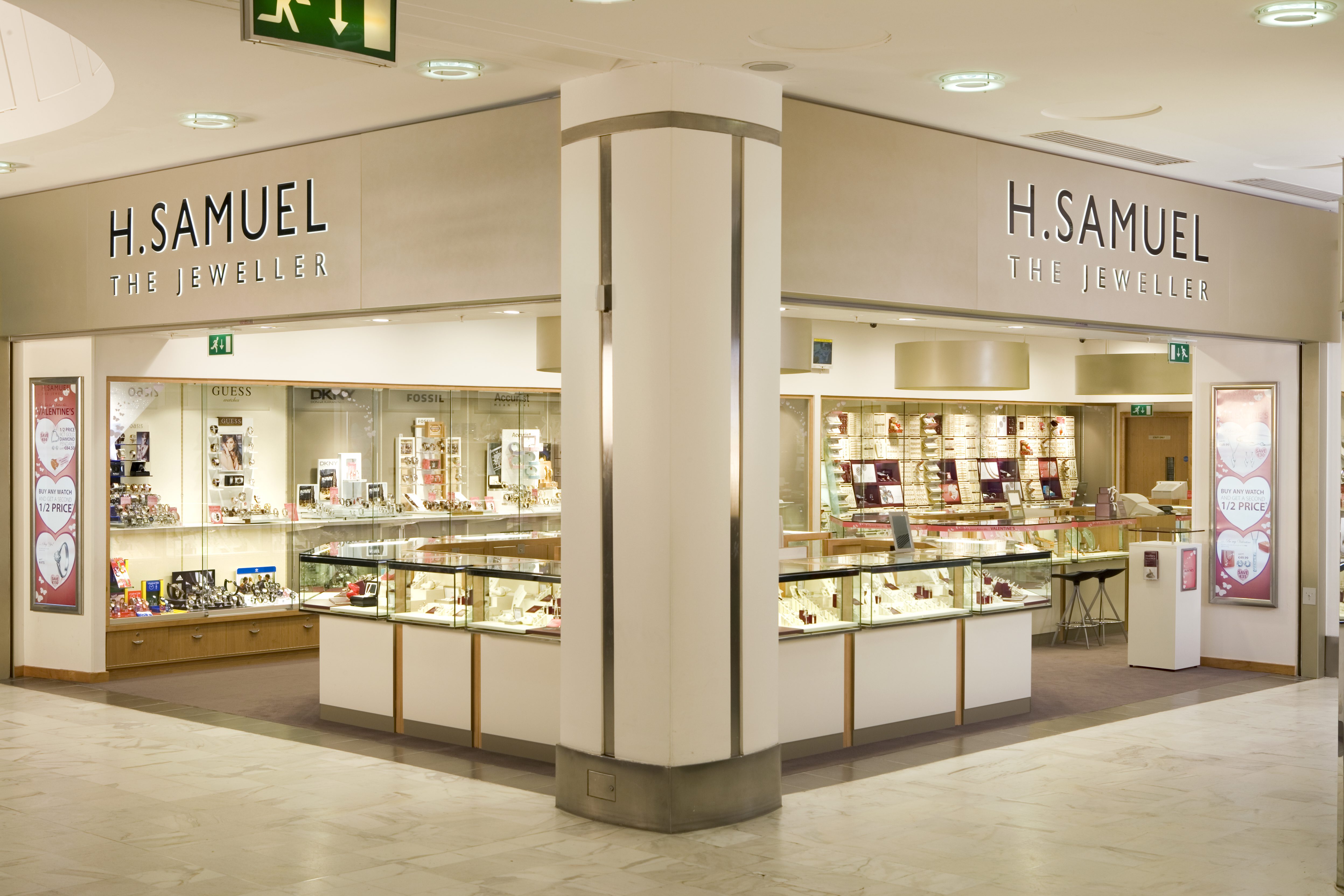 Signet Q1 sales hit £1.4bn