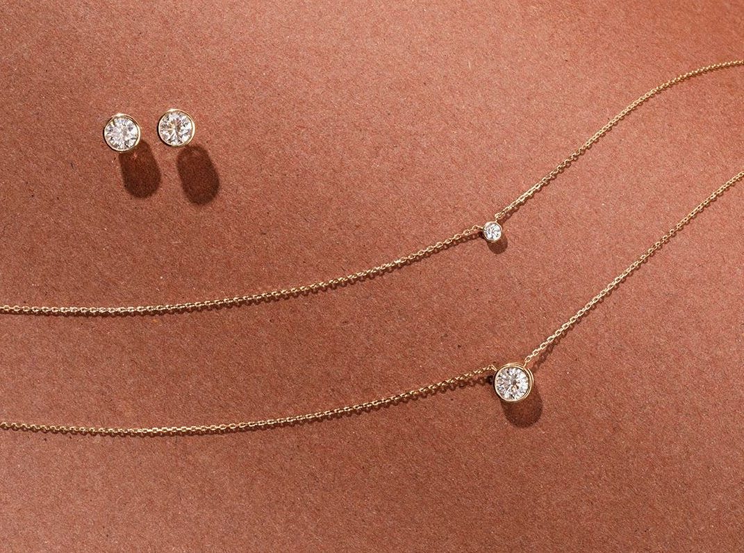 Vrai unveils Bezel Solitaire collection