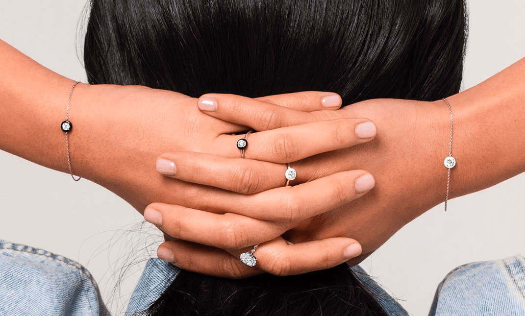 Vrai launches Aura Solitaires