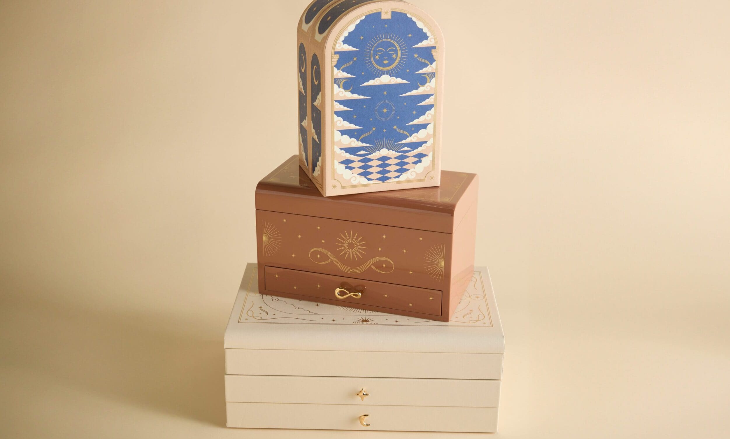 Astrid and Miyu to launch 2024 Advent Calendars