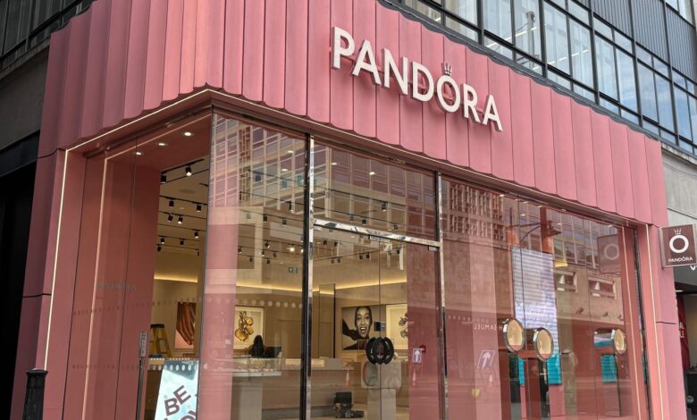 Pandora unveils new Oxford Circus store
