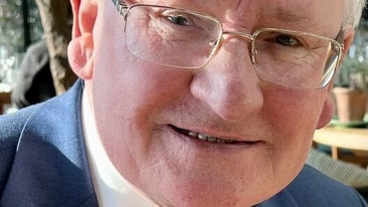 Chesterfield jeweller John Stevenson dies aged 80
